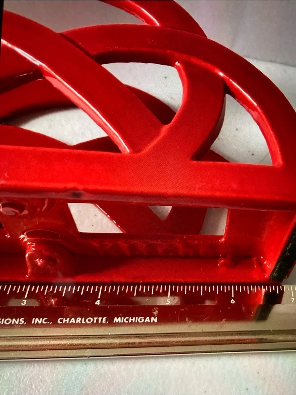 Unbranded bold red
